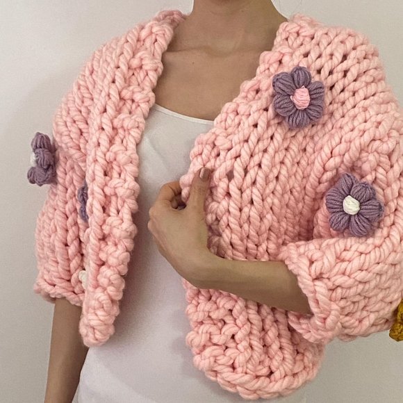 Cardigan Hand-Knitted Pink Crop Top Gift for her - Picture 2 of 7